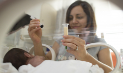 Breastfeeding sick & premature babies