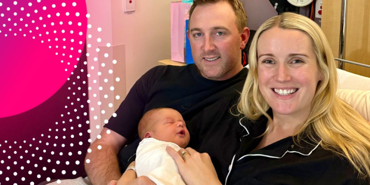 Teal with her partner after welcoming baby Artie at the Women's. 